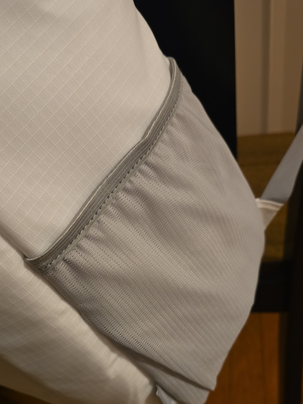 Igloo White and Light Gray Insulated Backpack Cooler - Picture 8 of 10